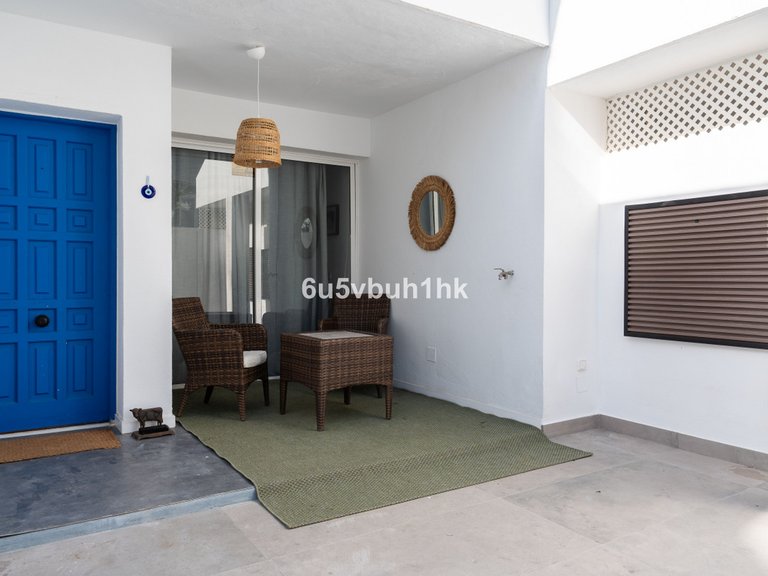 Villa for Sale in Nueva Andalucía, Malaga 7