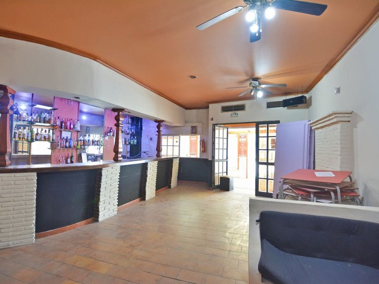 Commercial for Sale in Fuengirola, Malaga 10