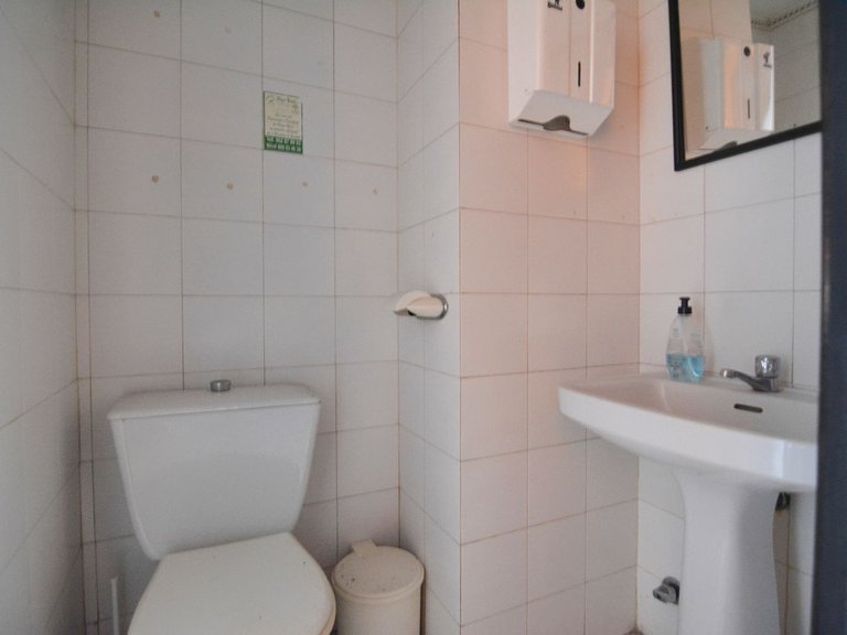 Commercial for Sale in Fuengirola, Malaga 16
