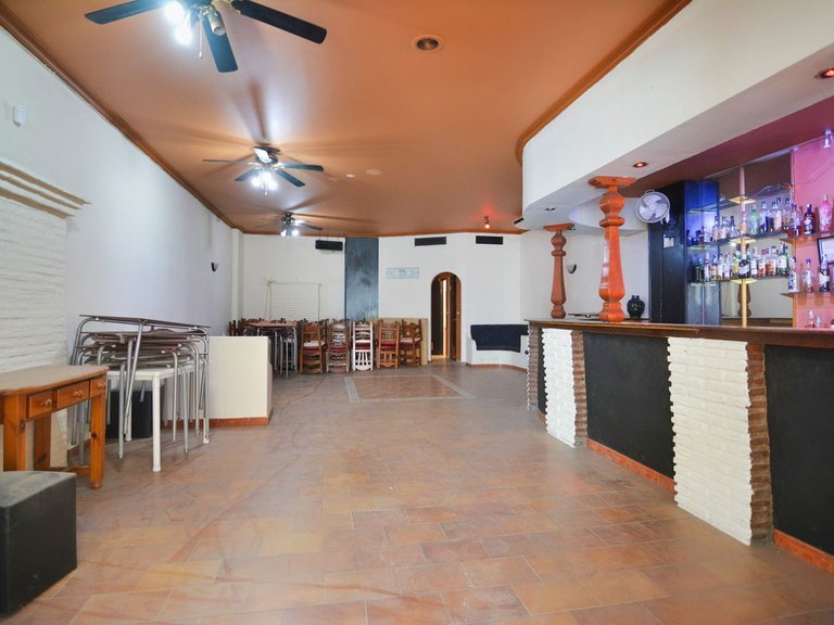 Commercial for Sale in Fuengirola, Malaga 18