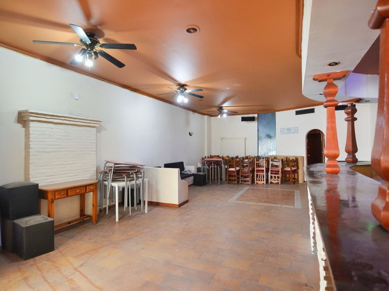 Commercial for Sale in Fuengirola, Malaga 5