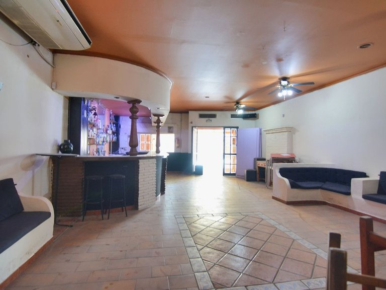 Commercial for Sale in Fuengirola, Malaga 8