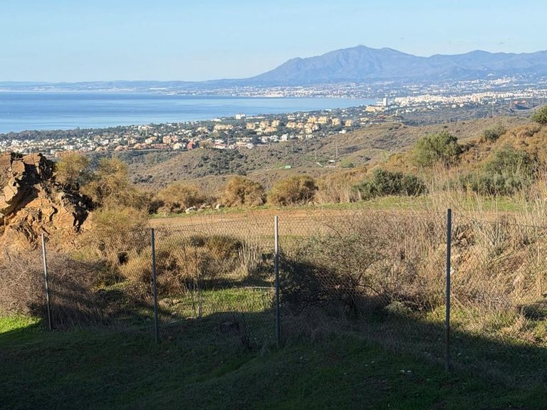 Apartment for Sale in Calahonda, Malaga 11