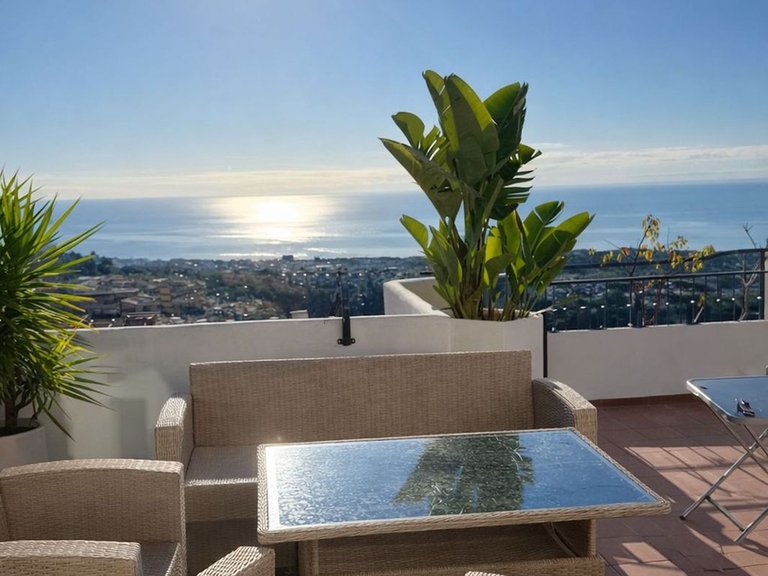 Apartment for Sale in Calahonda, Malaga 3