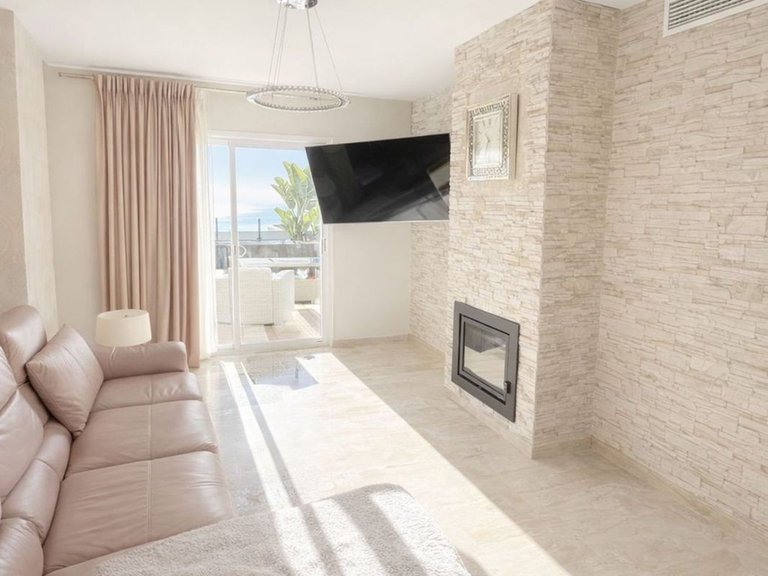 Apartment for Sale in Calahonda, Malaga 5
