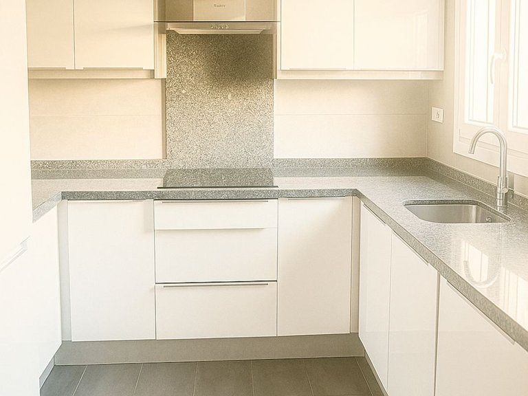 Apartment for Sale in Calahonda, Malaga 9