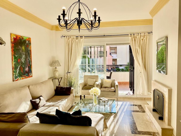 Apartment for Sale in Nueva Andalucía, Malaga 5