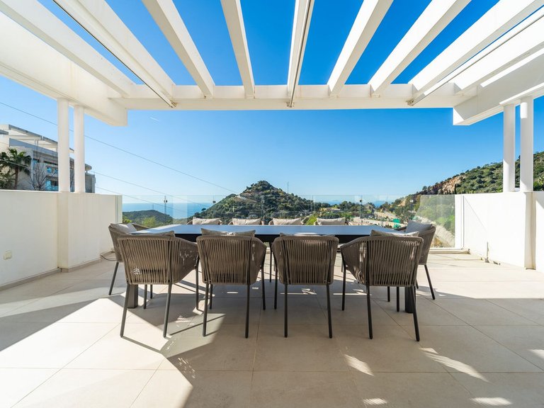 Apartment for Sale in Marbella, Malaga 1