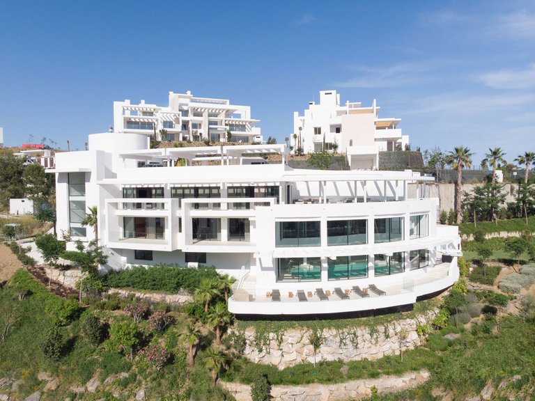 Apartment for Sale in Marbella, Malaga 15