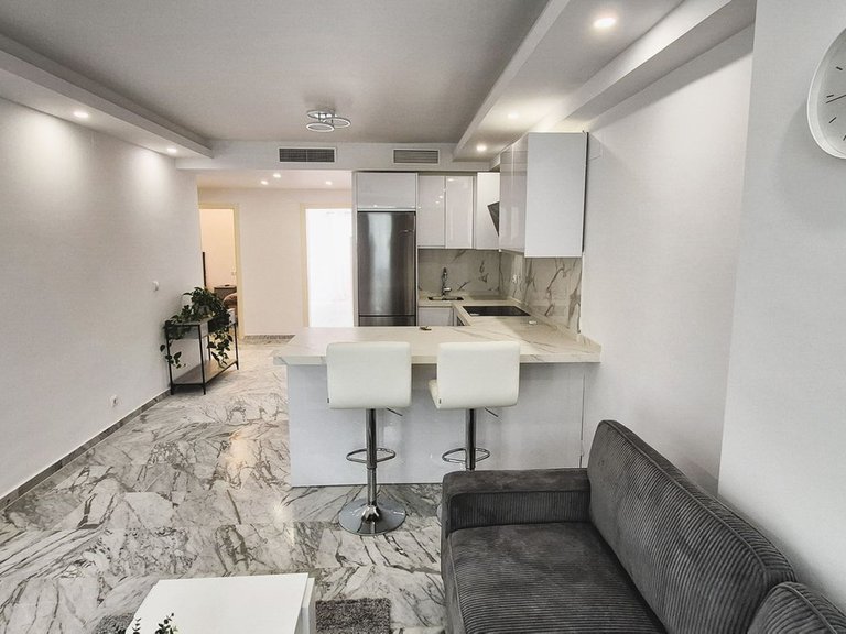 Apartment for Sale in Bahía De Marbella, Malaga 7