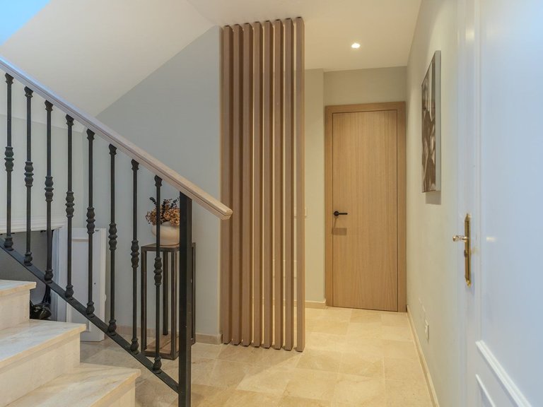 Villa for Sale in Nueva Andalucía, Malaga 20