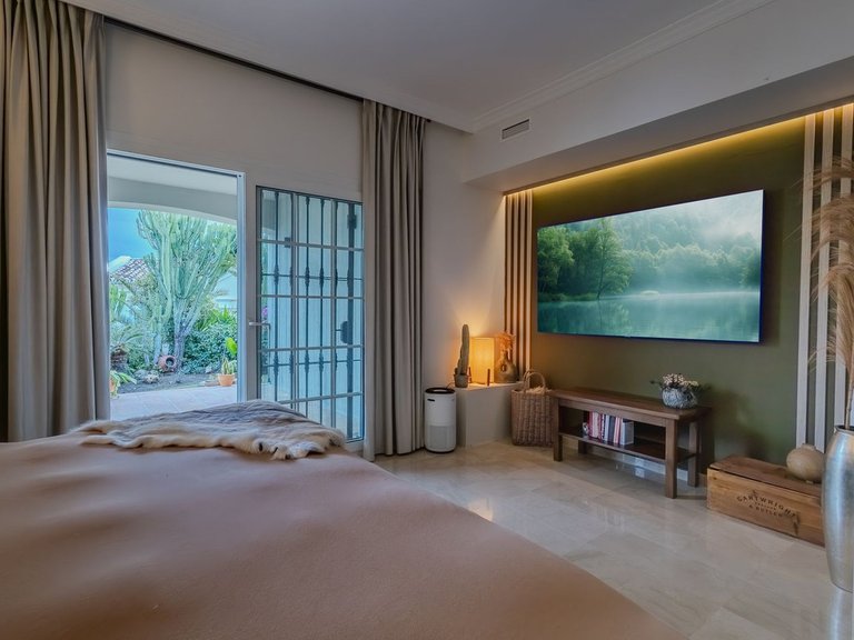 Villa for Sale in Nueva Andalucía, Malaga 27