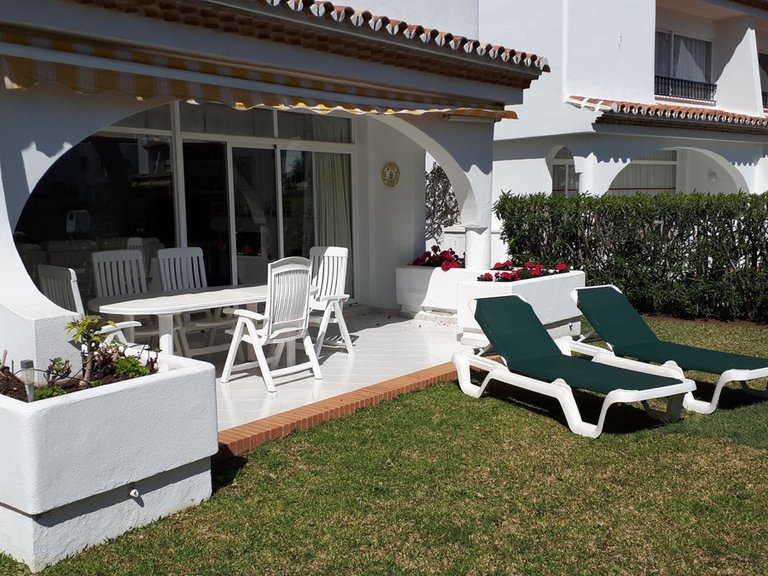 Villa for Sale in Miraflores, Malaga 1