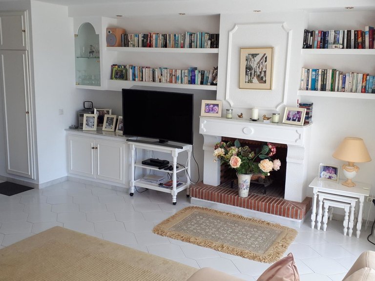 Villa for Sale in Miraflores, Malaga 16