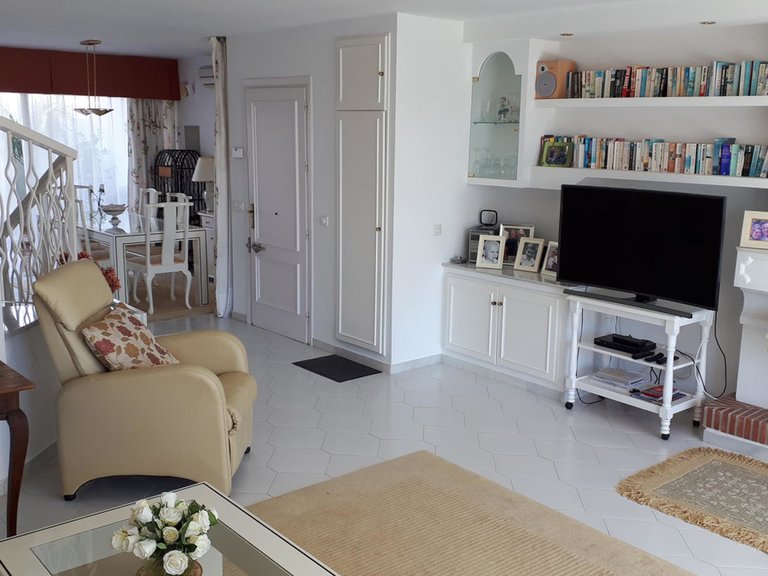Villa for Sale in Miraflores, Malaga 3