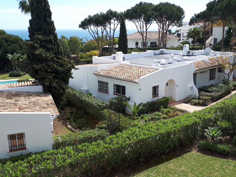 Villa for Sale in Miraflores, Malaga 46