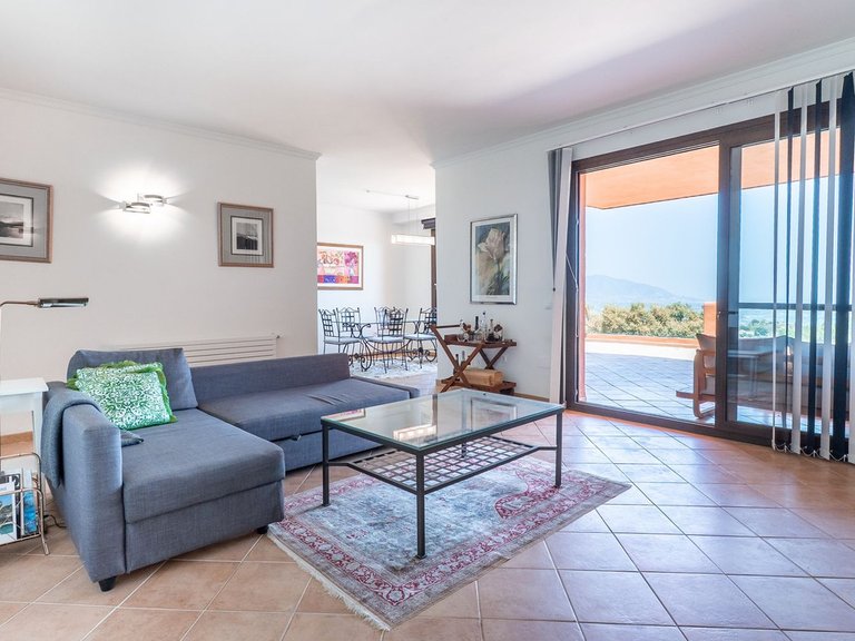 Apartment for Sale in La Mairena, Malaga 3