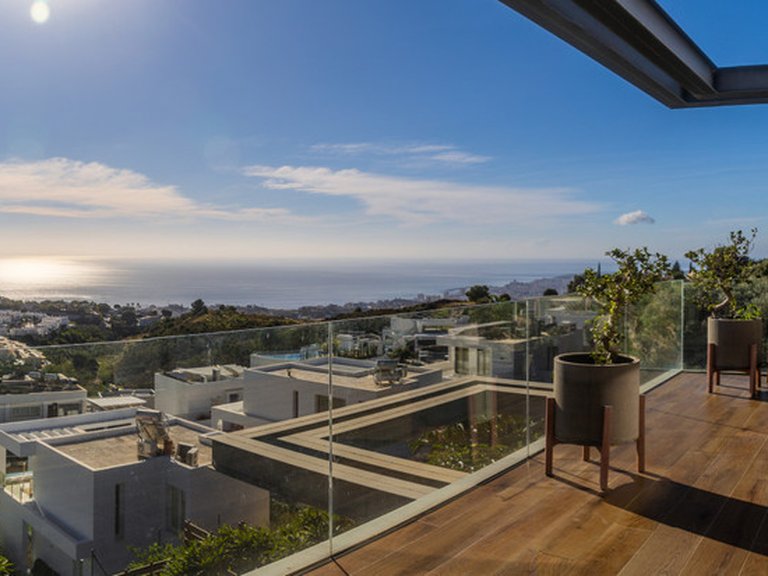 Villa for Sale in Mijas, Malaga 1