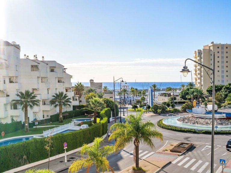 Apartment for Sale in Estepona, Malaga 2
