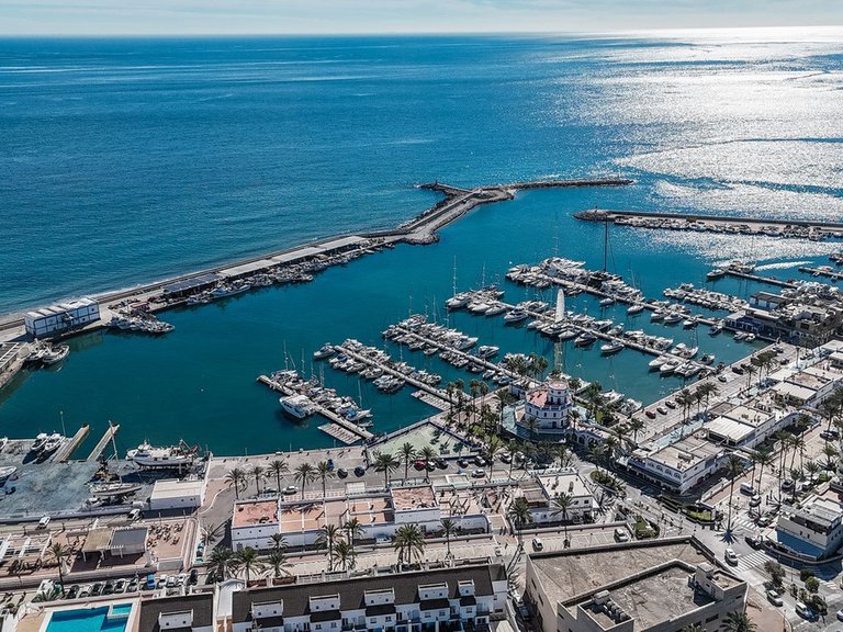 Apartment for Sale in Estepona, Malaga 26