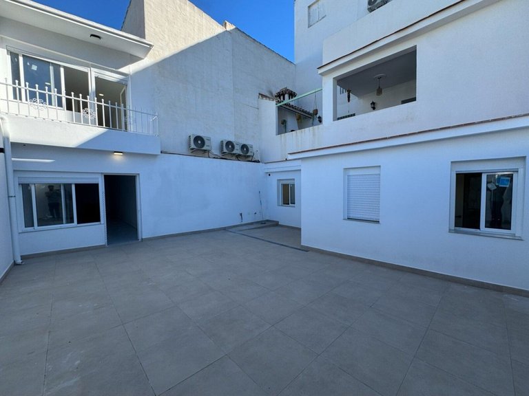 Apartment for Sale in Alhaurín El Grande, Malaga 22