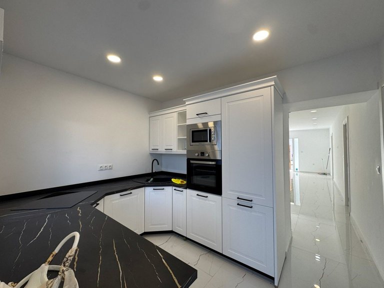 Apartment for Sale in Alhaurín El Grande, Malaga 4