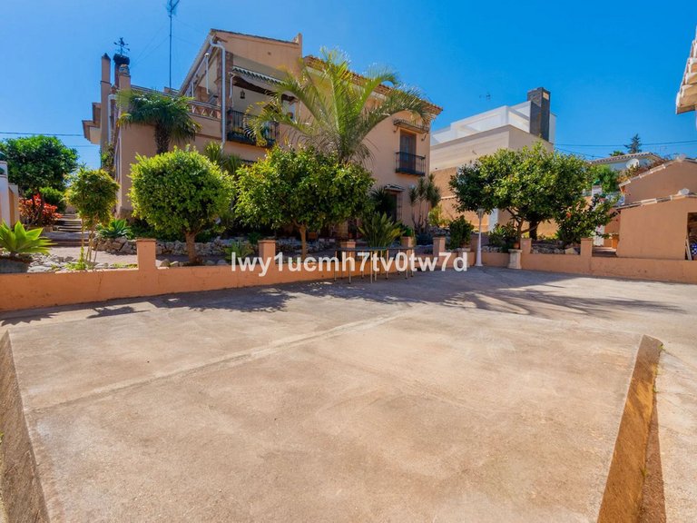 Villa for Sale in Torremolinos, Malaga 12