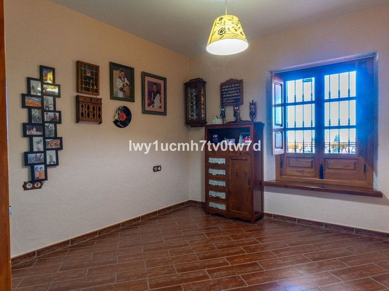 Villa for Sale in Torremolinos, Malaga 23