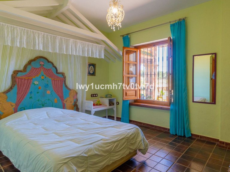 Villa for Sale in Torremolinos, Malaga 24