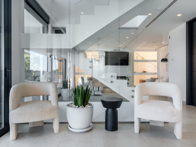 Villa for Sale in Nueva Andalucía, Malaga 17