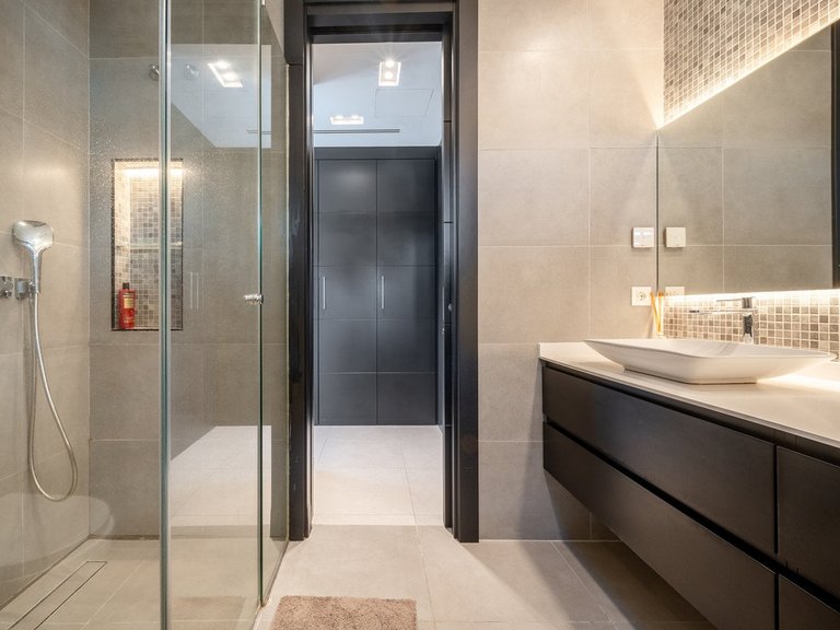 Villa for Sale in Nueva Andalucía, Malaga 26