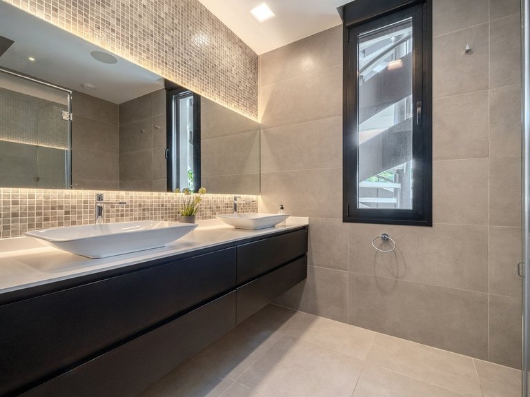 Villa for Sale in Nueva Andalucía, Malaga 27