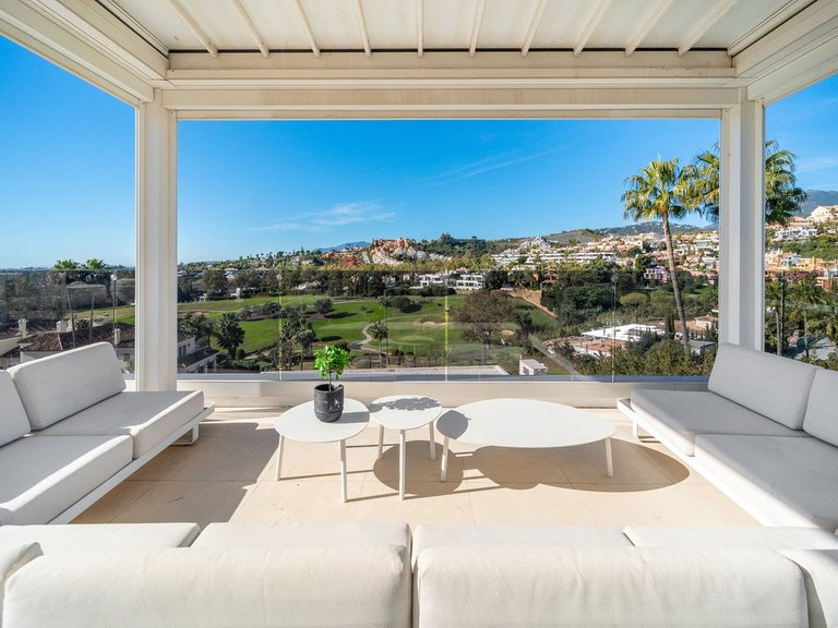Villa for Sale in Nueva Andalucía, Malaga 34