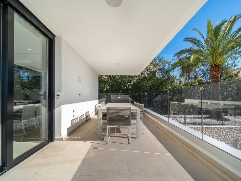 Villa for Sale in Nueva Andalucía, Malaga 40