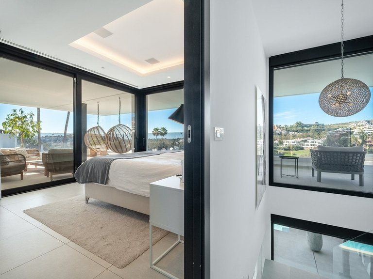 Villa for Sale in Nueva Andalucía, Malaga 53