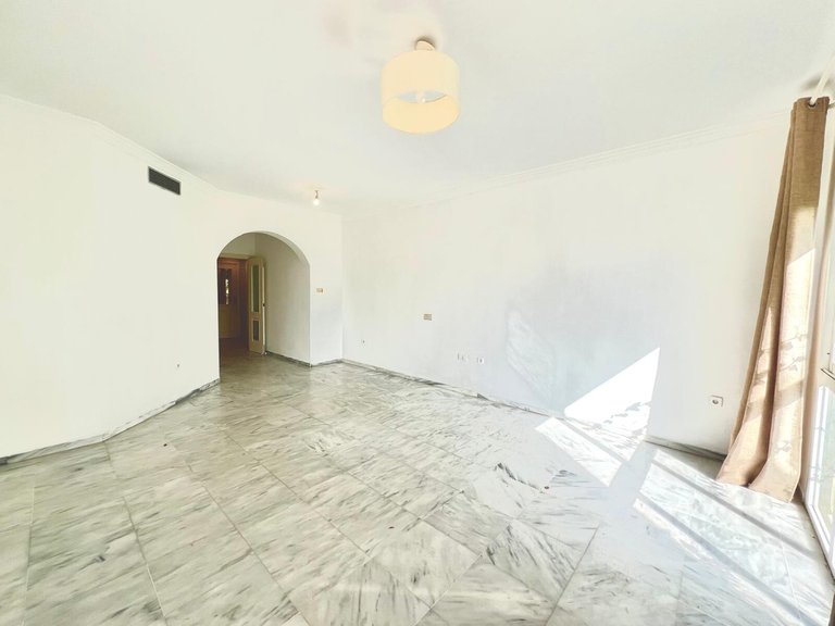 Apartment for Sale in Marbella, Malaga 10
