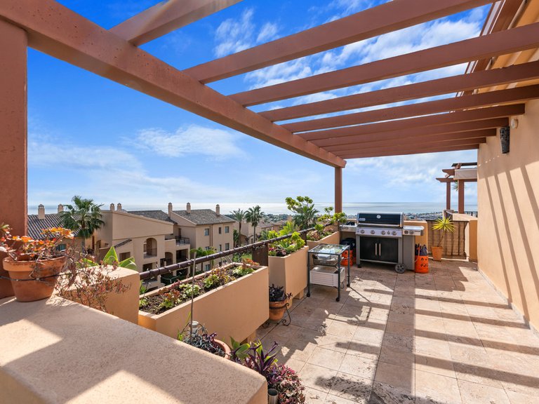 Apartment for Sale in Benahavís, Malaga 24