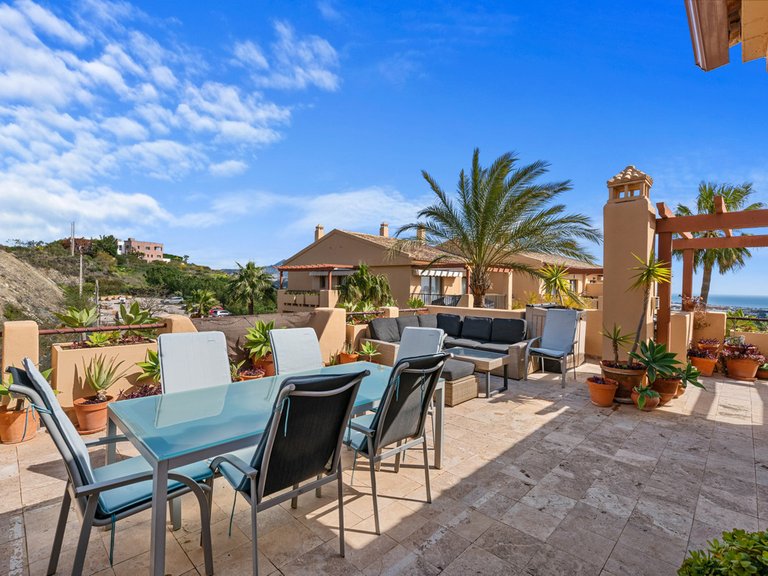 Apartment for Sale in Benahavís, Malaga 25