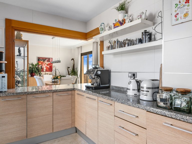 Apartment for Sale in Benahavís, Malaga 26