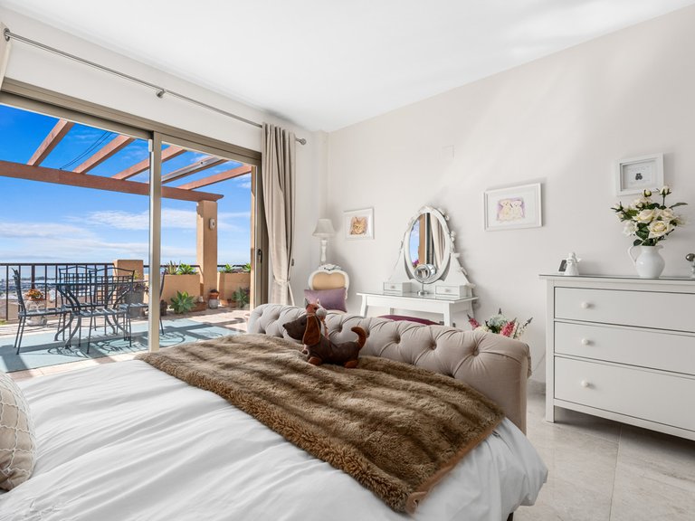 Apartment for Sale in Benahavís, Malaga 29