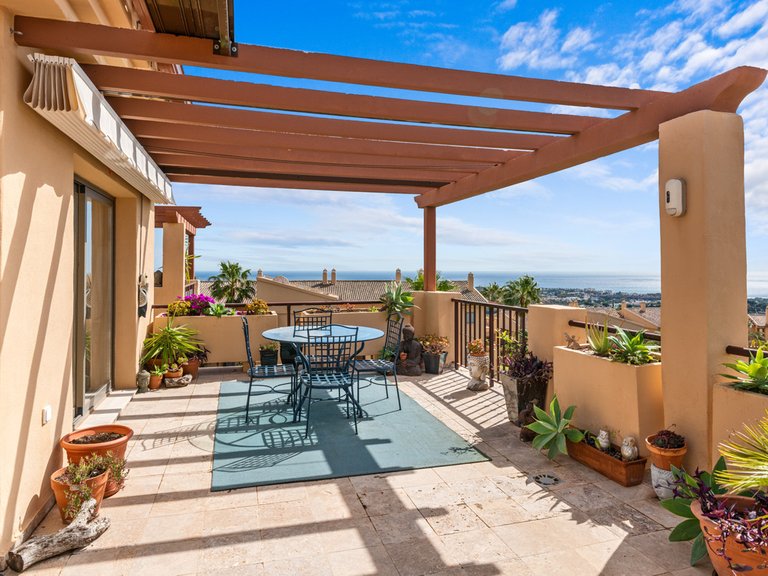 Apartment for Sale in Benahavís, Malaga 35