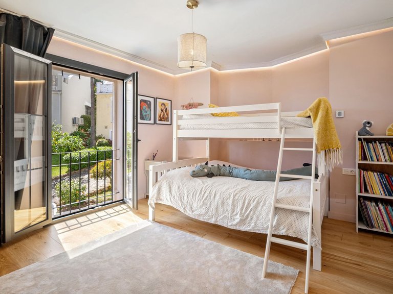 Villa for Sale in Marbella, Malaga 36