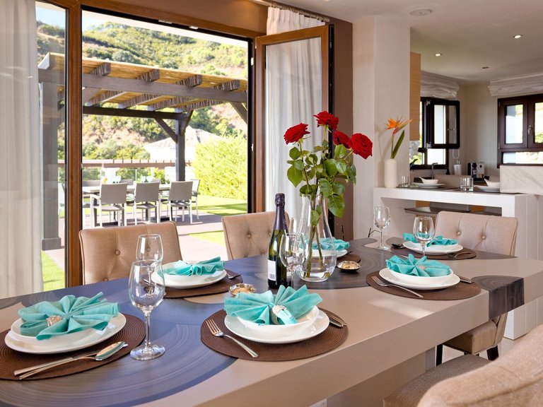 Villa for Sale in Benahavís, Malaga 12