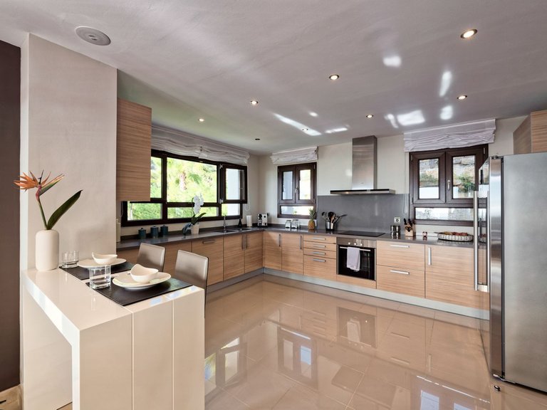 Villa for Sale in Benahavís, Malaga 13