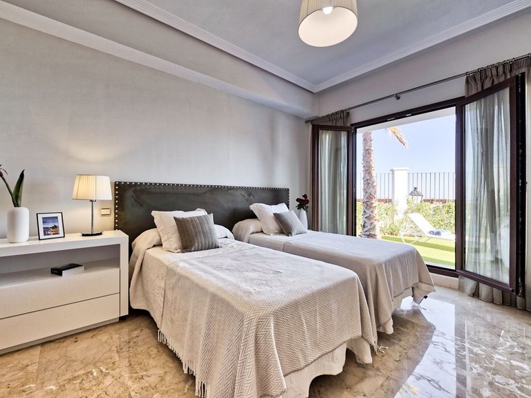 Villa for Sale in Benahavís, Malaga 33