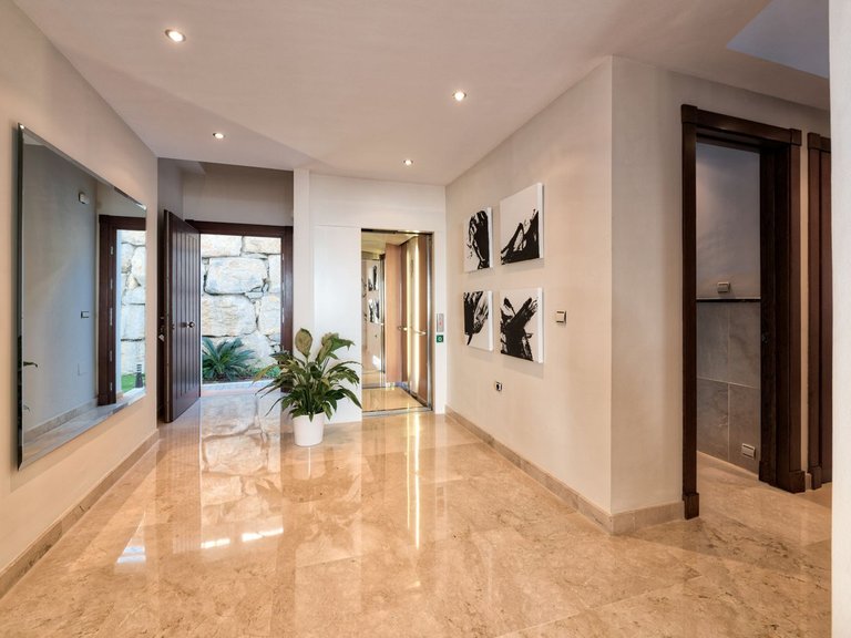 Villa for Sale in Benahavís, Malaga 6