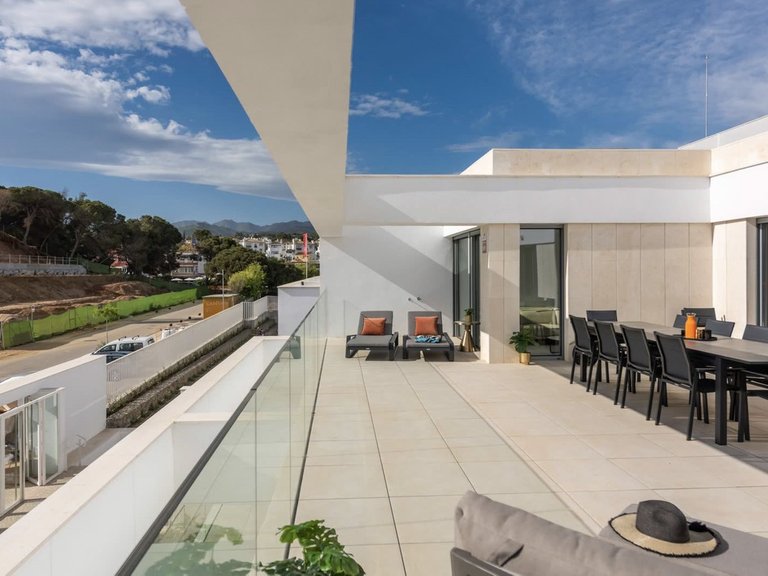 Apartment for Sale in Elviria, Malaga 2