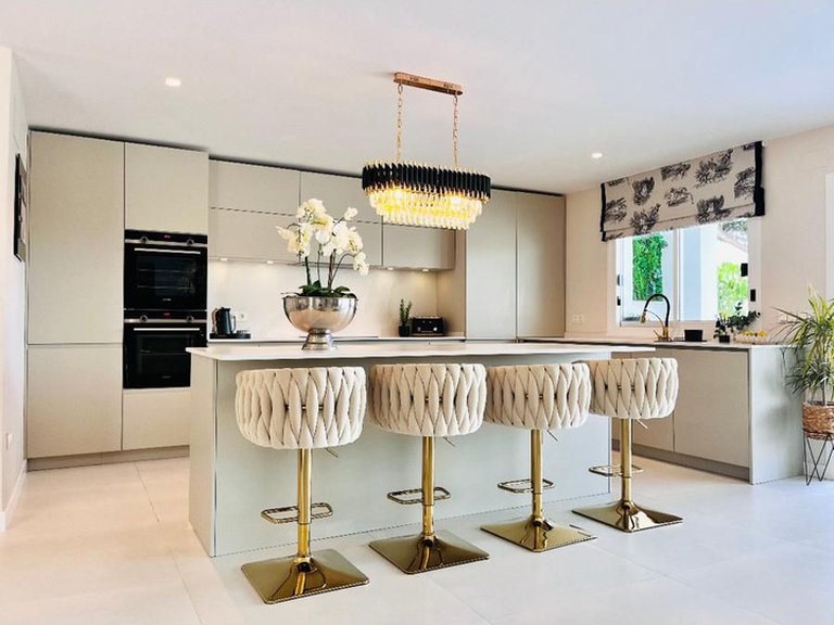 Villa for Sale in Costa del Sol, La Cala De Mijas, Malaga 101