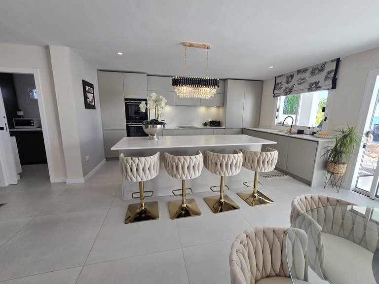 Villa for Sale in Costa del Sol, La Cala De Mijas, Malaga 6