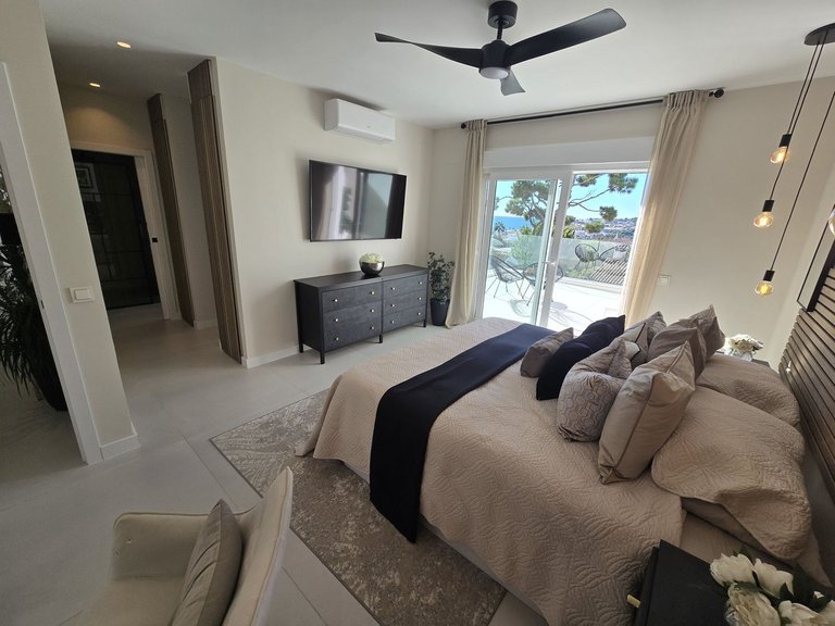 Villa for Sale in Costa del Sol, La Cala De Mijas, Malaga 70